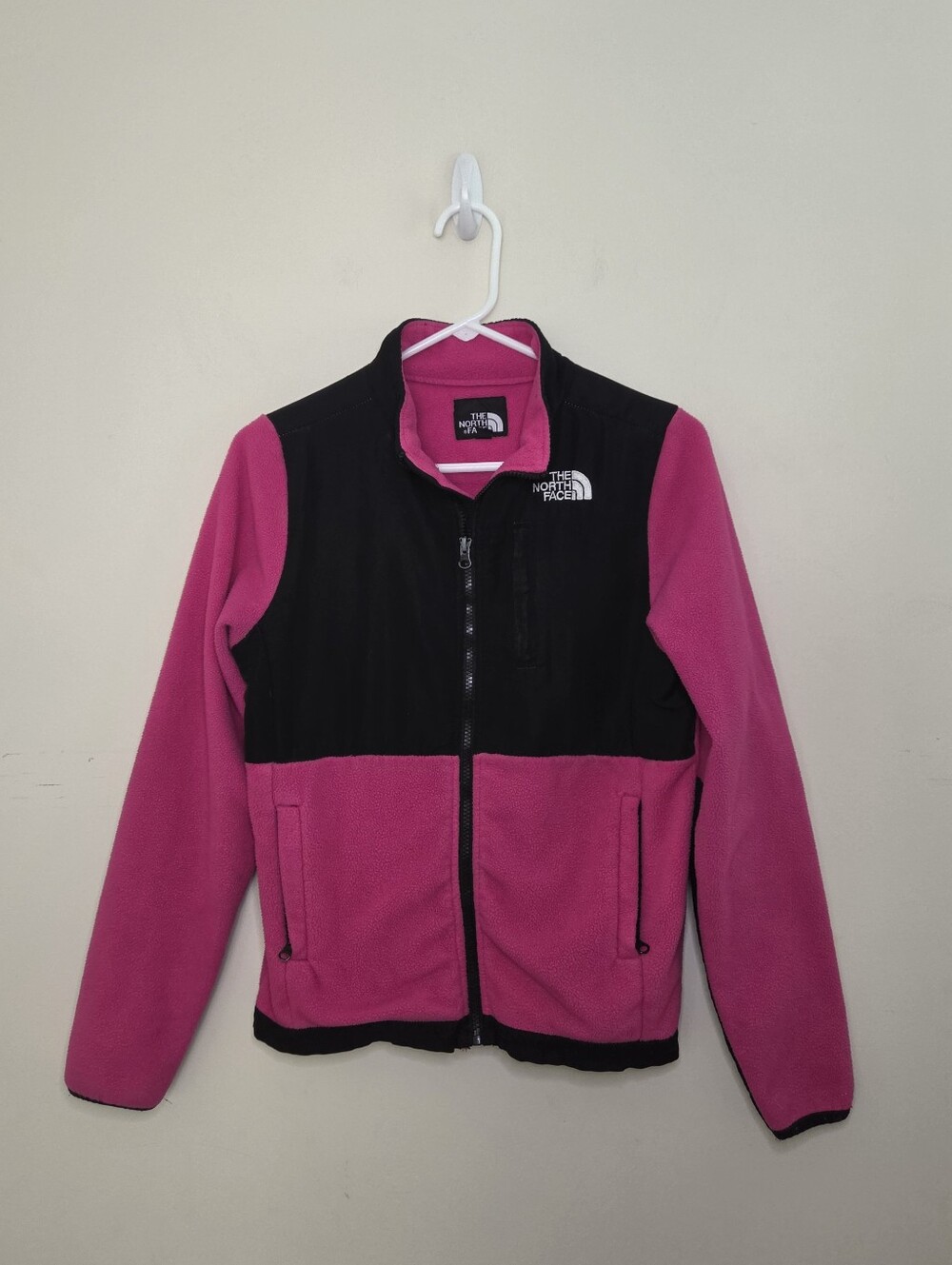 Girls The North Face Pink /Black Fleece Jacket Sz 14/16